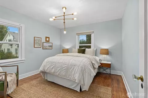 Bedroom - 806 23rd Ave E, Seattle, WA 98112 photo 1 of 6