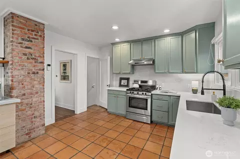 Kitchen - 806 23rd Ave E, Seattle, WA 98112 photo 5 of 5