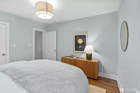 Bedroom - 806 23rd Ave E, Seattle, WA 98112 photo 4 of 6