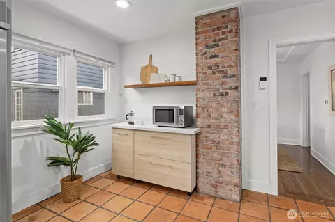 Kitchen - 806 23rd Ave E, Seattle, WA 98112 photo 4 of 5