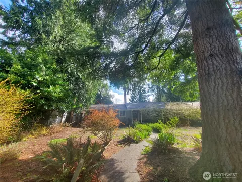 4709 SE 26th Ave, Lacey, WA 98503