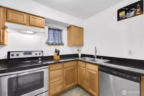 Kitchen - 5809 Highway Pl #A102, Everett, WA 98203 photo 1 of 3