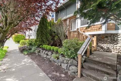 3008 NW 85th St, Seattle, WA 98117
