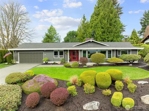 24419 140th Ave SE, Kent, WA 98042