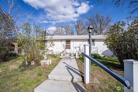 1523 N Daniel St, Moses Lake, WA 98837