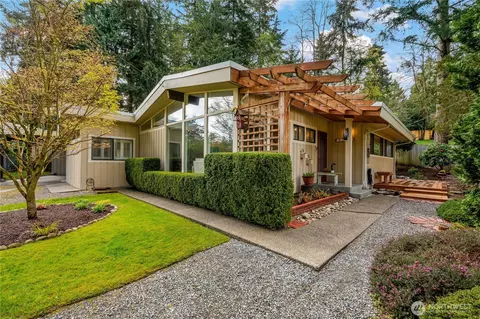 20645 Marine View Dr SW, Normandy Park, WA 98166
