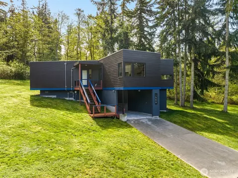 1508 Sockeye Ln, Freeland, WA 98249