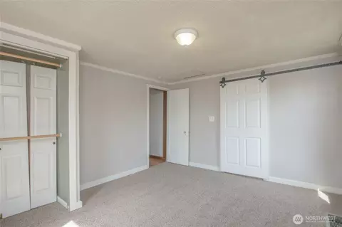 Bedroom - 1233 Marion St, Enumclaw, WA 98022 photo 2 of 10