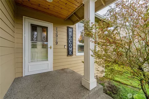 13929 76th Ave NW, Stanwood, WA 98292