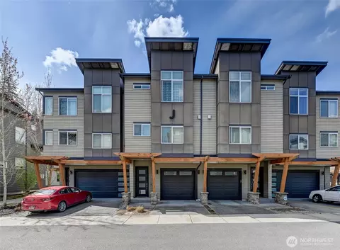 19225 Damson Rd #J2, Lynnwood, WA 98036