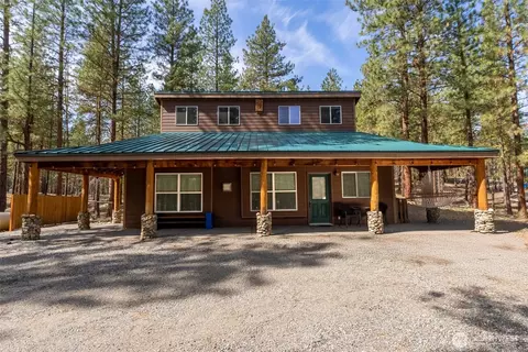 90 Twin Lakes Dr, Winthrop, WA 98862