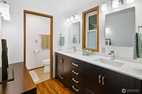 Bath - 10228 33rd Ave SE, Everett, WA 98208 photo 1 of 5