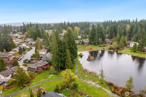 View/Area - 10228 33rd Ave SE, Everett, WA 98208 photo 2 of 2