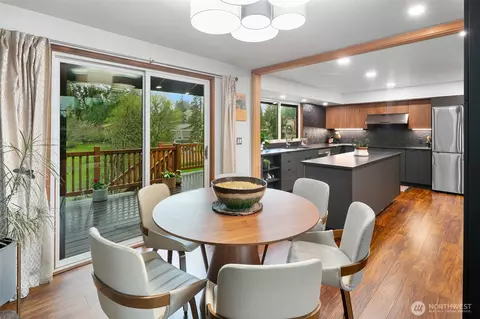 Dining - 10228 33rd Ave SE, Everett, WA 98208 photo 1 of 1