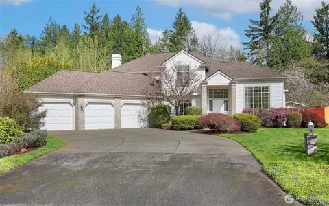 18432 SE 277th Pl, Kent, WA 98042