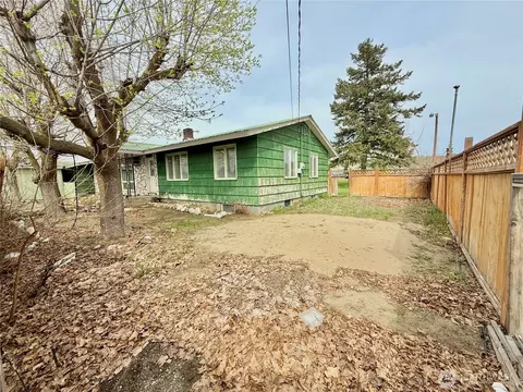 731 E Jonathan, Omak, WA 98841 photo 5