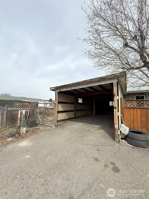 731 E Jonathan, Omak, WA 98841 photo 10