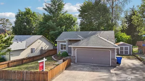 1041 40th St, Washougal, WA 98671