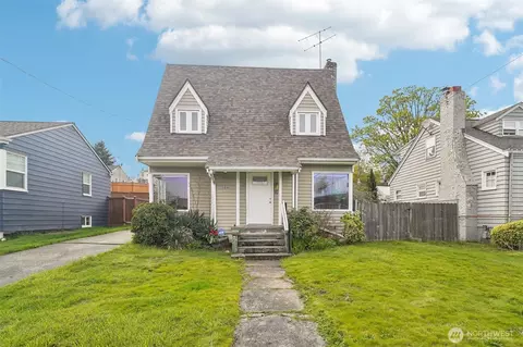 3451 36th Ave SW, Seattle, WA 98126