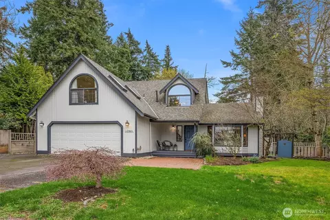 17921 72nd Ave W, Edmonds, WA 98026