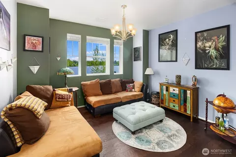 Living - 2030 113th Pl SE, Everett, WA 98208 photo 2 of 2