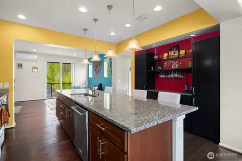 Kitchen - 2030 113th Pl SE, Everett, WA 98208 photo 4 of 5