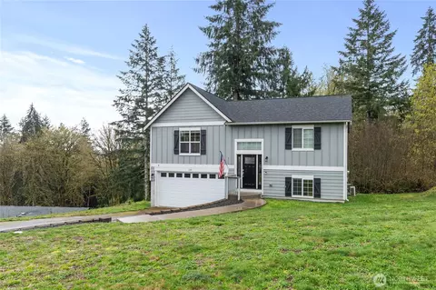 130 E Cardinal Ct, Allyn, WA 98524