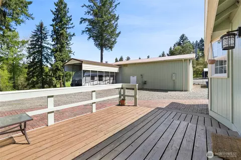Exterior - 23606 SE 380th St, Enumclaw, WA 98022 photo 4 of 12