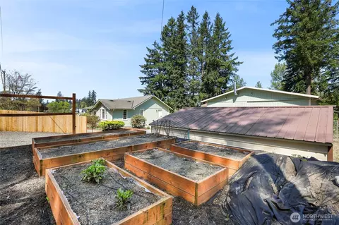 Exterior - 23606 SE 380th St, Enumclaw, WA 98022 photo 10 of 12