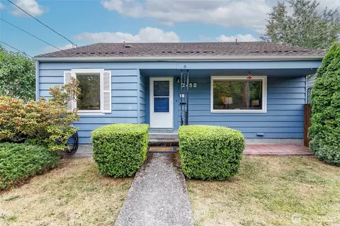 3448 34th Ave W #1 & 2, Seattle, WA 98199