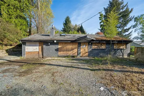 1712 N 1718 N 107th St, Seattle, WA 98133