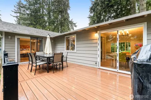 Exterior - 1128 203rd Pl, Bothell, WA 98012 photo 5 of 9