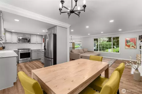 Dining - 1128 203rd Pl, Bothell, WA 98012 photo 3 of 3
