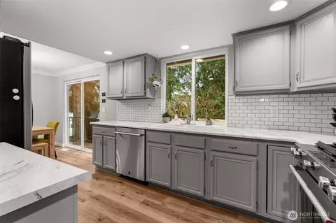 Kitchen - 1128 203rd Pl, Bothell, WA 98012 photo 3 of 4