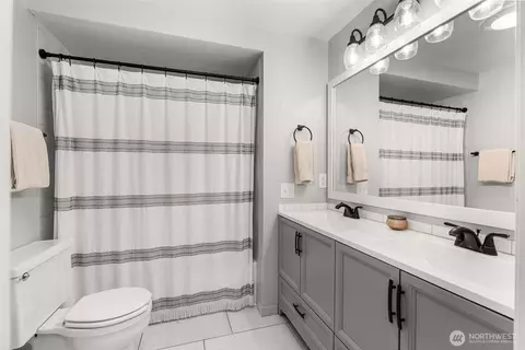 Bath - 1128 203rd Pl, Bothell, WA 98012 photo 2 of 3