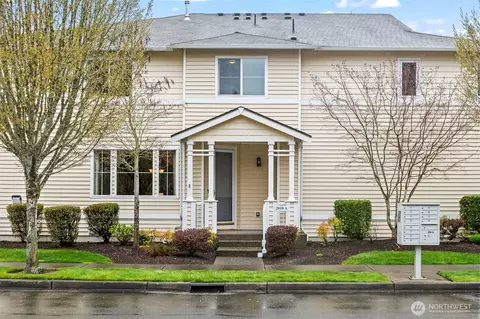 2010 Garry Oaks Ave #A, Dupont, WA 98327