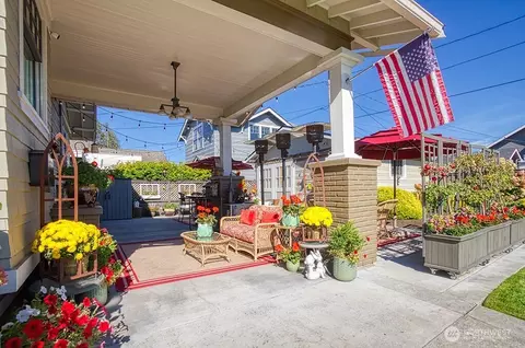 Exterior - 1305 10th St, Everett, WA 98201 photo 7 of 11