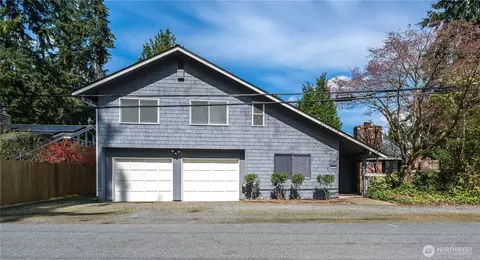 1676 NE 185th St, Shoreline, WA 98155