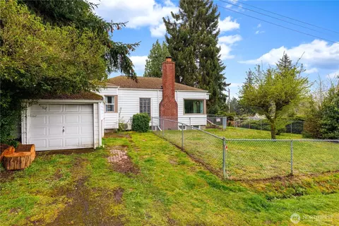 12054 38th Ave NE, Seattle, WA 98125
