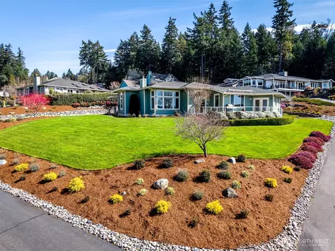 1827 61st Ave NW, Gig Harbor, WA 98335
