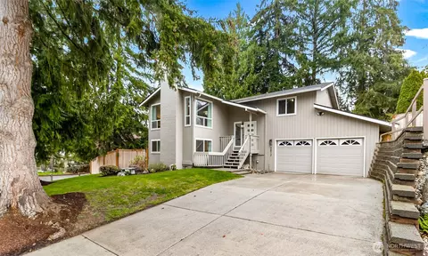 4812 102nd Pl SW, Mukilteo, WA 98275