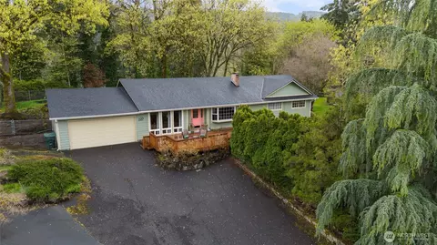 107 Summit Dr, Kalama, WA 98625