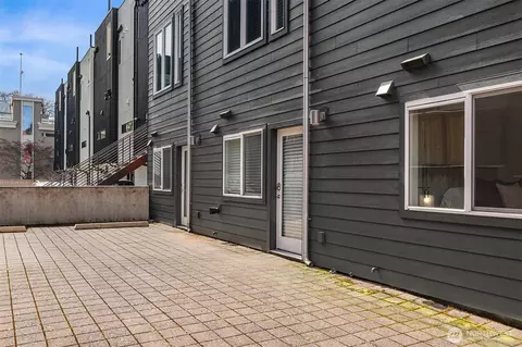 2248 Fairview Ave E, Seattle, WA 98102 photo 34