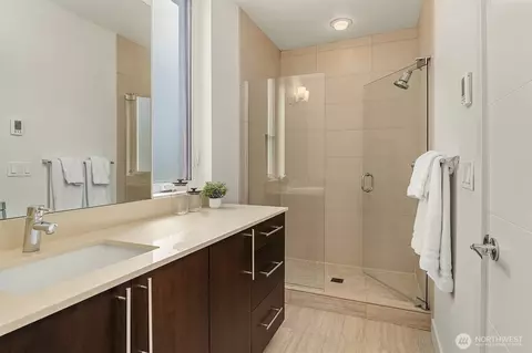2248 Fairview Ave E, Seattle, WA 98102 photo 22