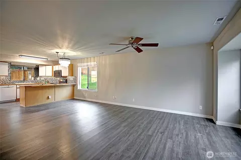 5925 4th Dr W, Everett, WA 98203 photo 9
