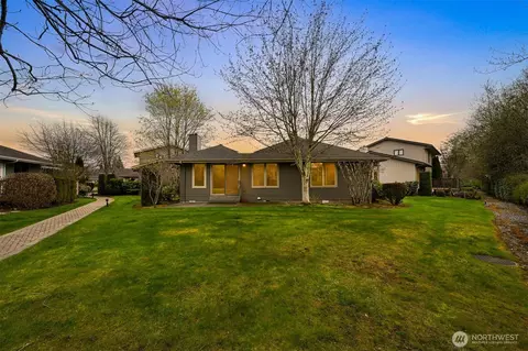 1230 W Village Ln, Bellingham, WA 98226