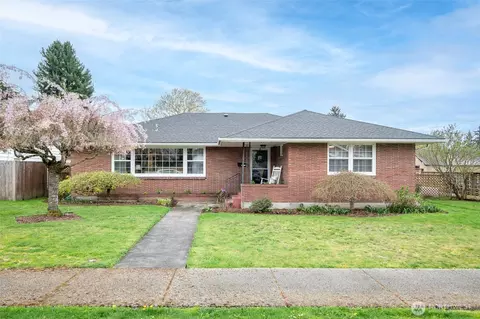 716 6th Ave NW, Puyallup, WA 98371
