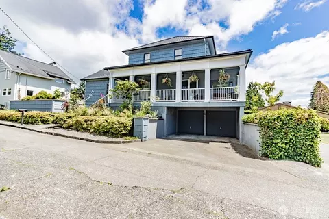 954 N Division St, Aberdeen, WA 98520