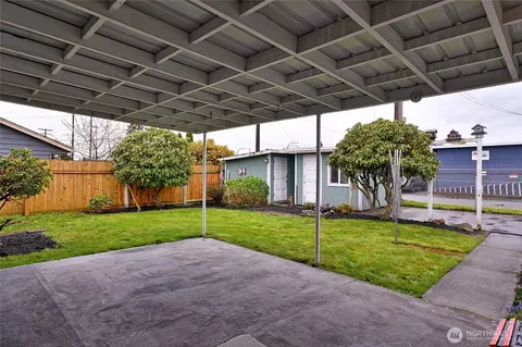 Exterior - 1322 Mcdougall Ave, Everett, WA 98201 photo 4 of 5