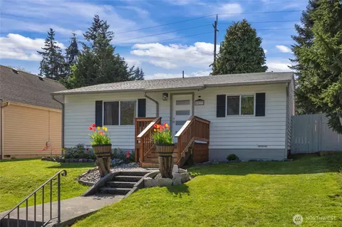 4512 S 3rd Ave S, Everett, WA 98203